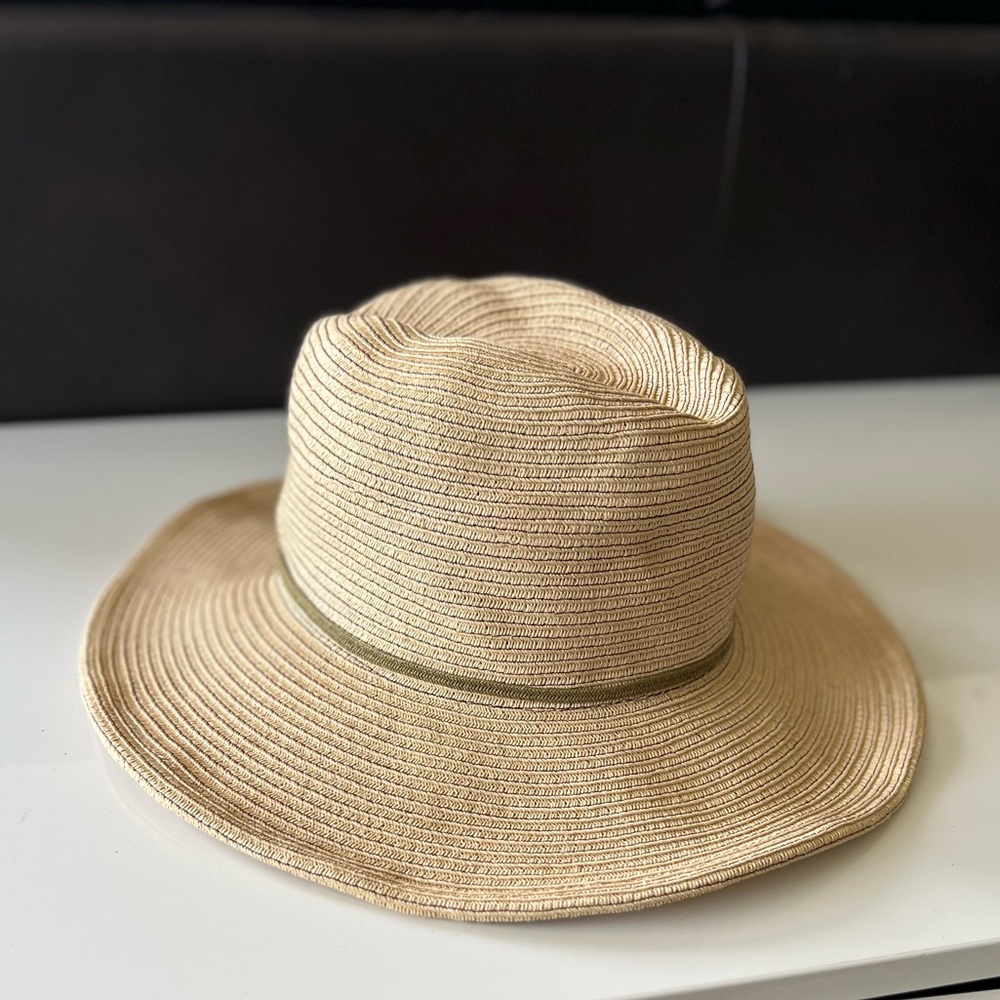 Seafolly Coyote collapsible hat - Picture 3 of 9
